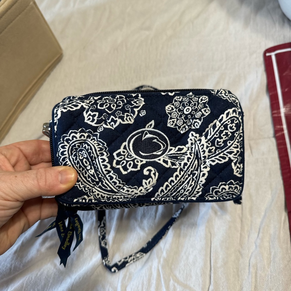 BRAND NEW. All in one Penn State crossbody. Vera Bradley.